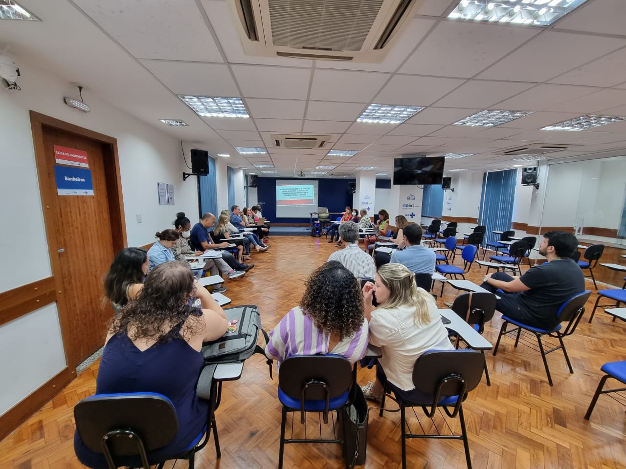 Aula MPAPS: Apresentação de seminários e continuidade ao módulo Educação e Comunicação em Saúde