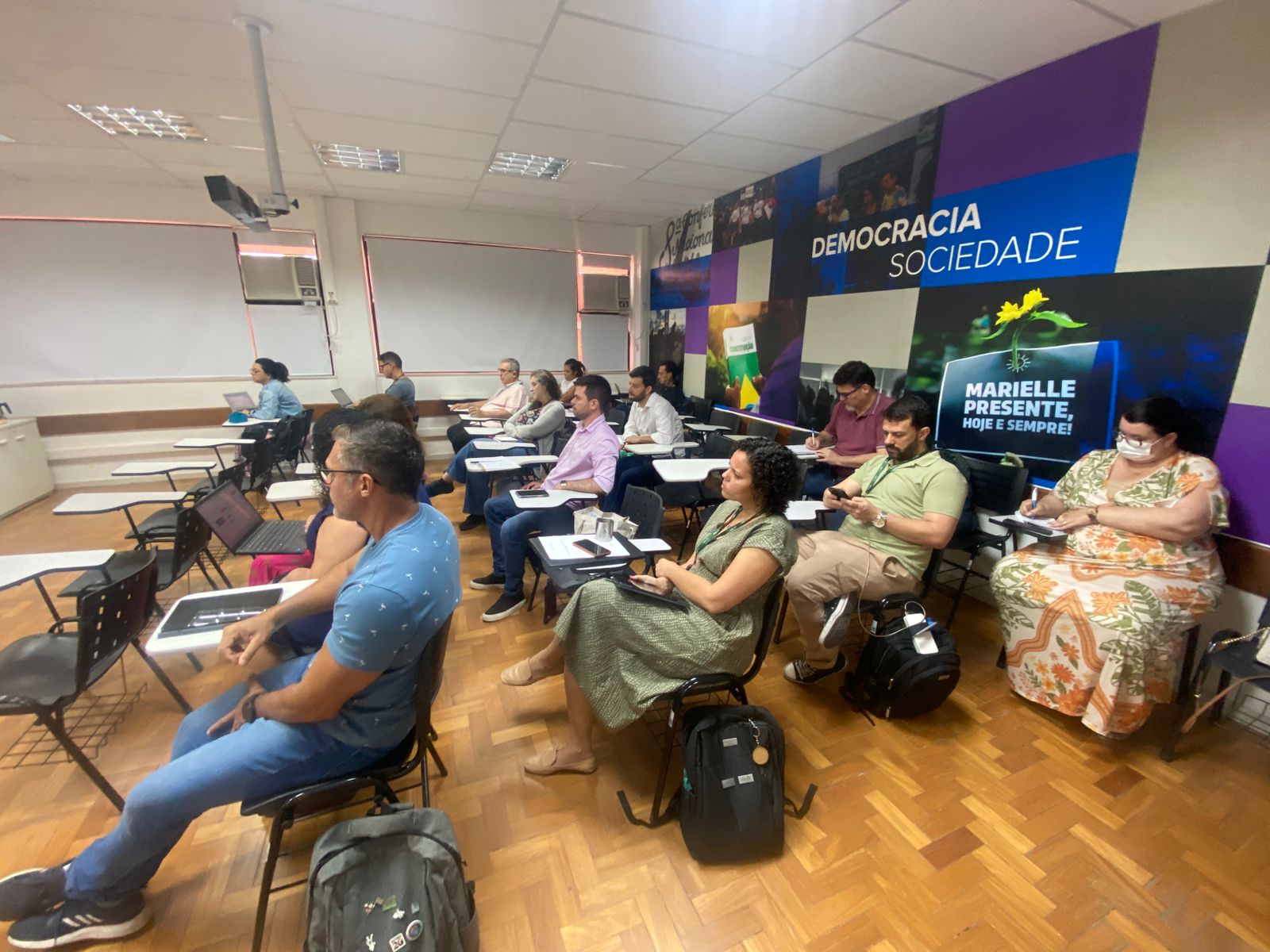Aula DPAPS: continuação do módulo metodologia e apresentações de projetos