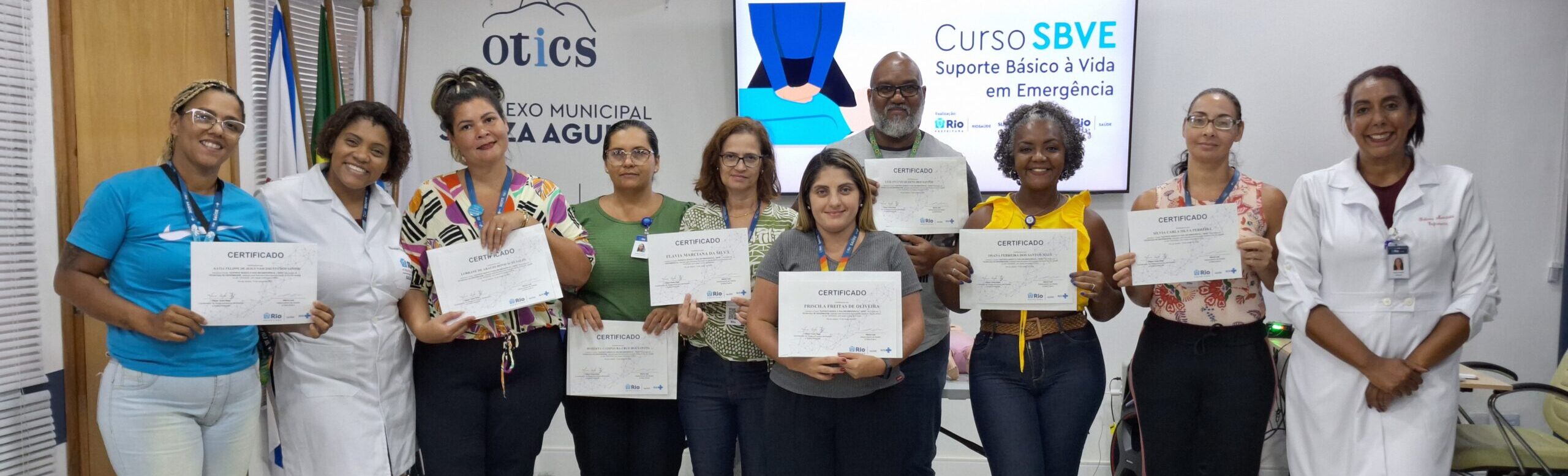 17ª Turma do Suporte Básico à Vida em Emergências no Souza Aguiar